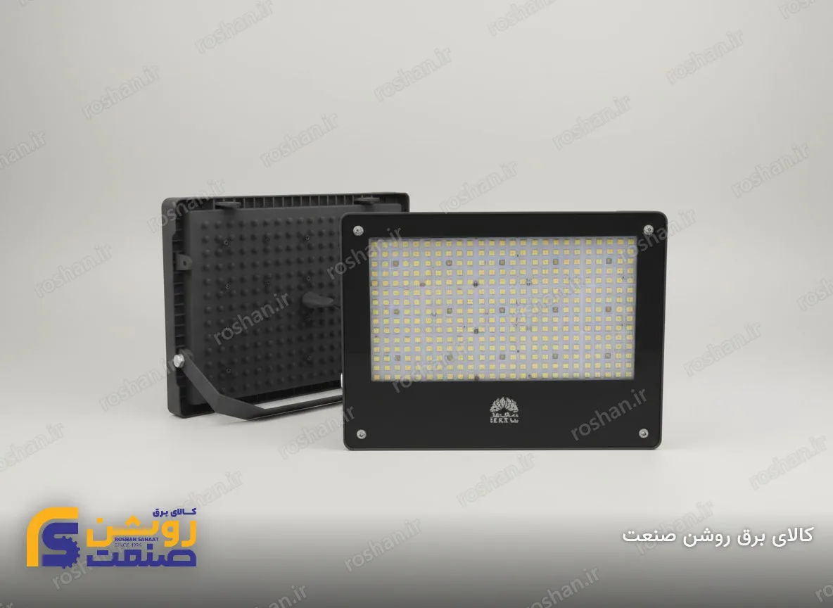چراغ پروژکتور مدل آین عمودی (25×20 سانتی‌متر)